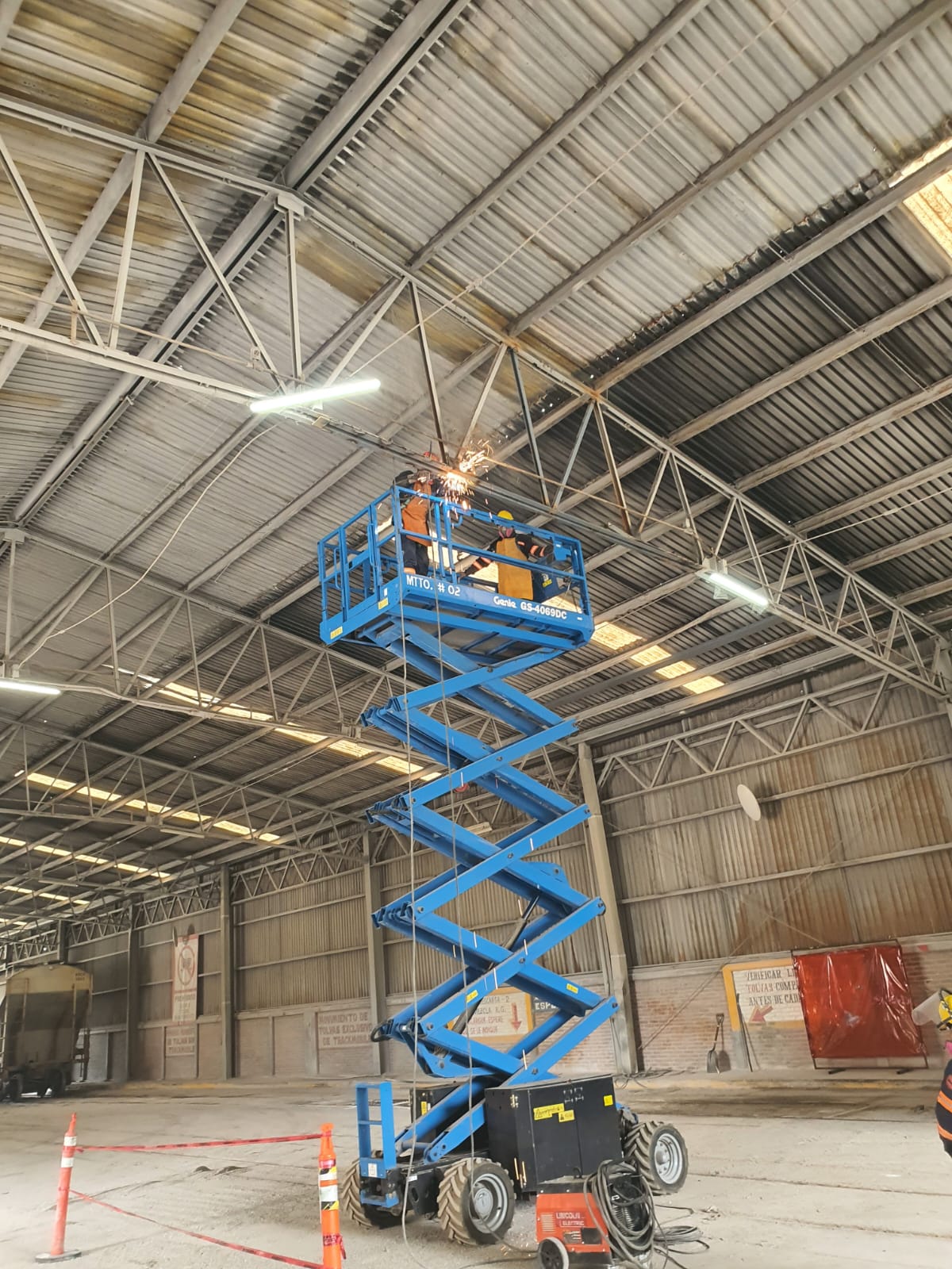 Global Tesca field personnel on an industrial project