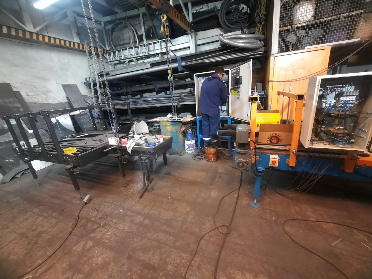 Global Tesca field personnel on an industrial project