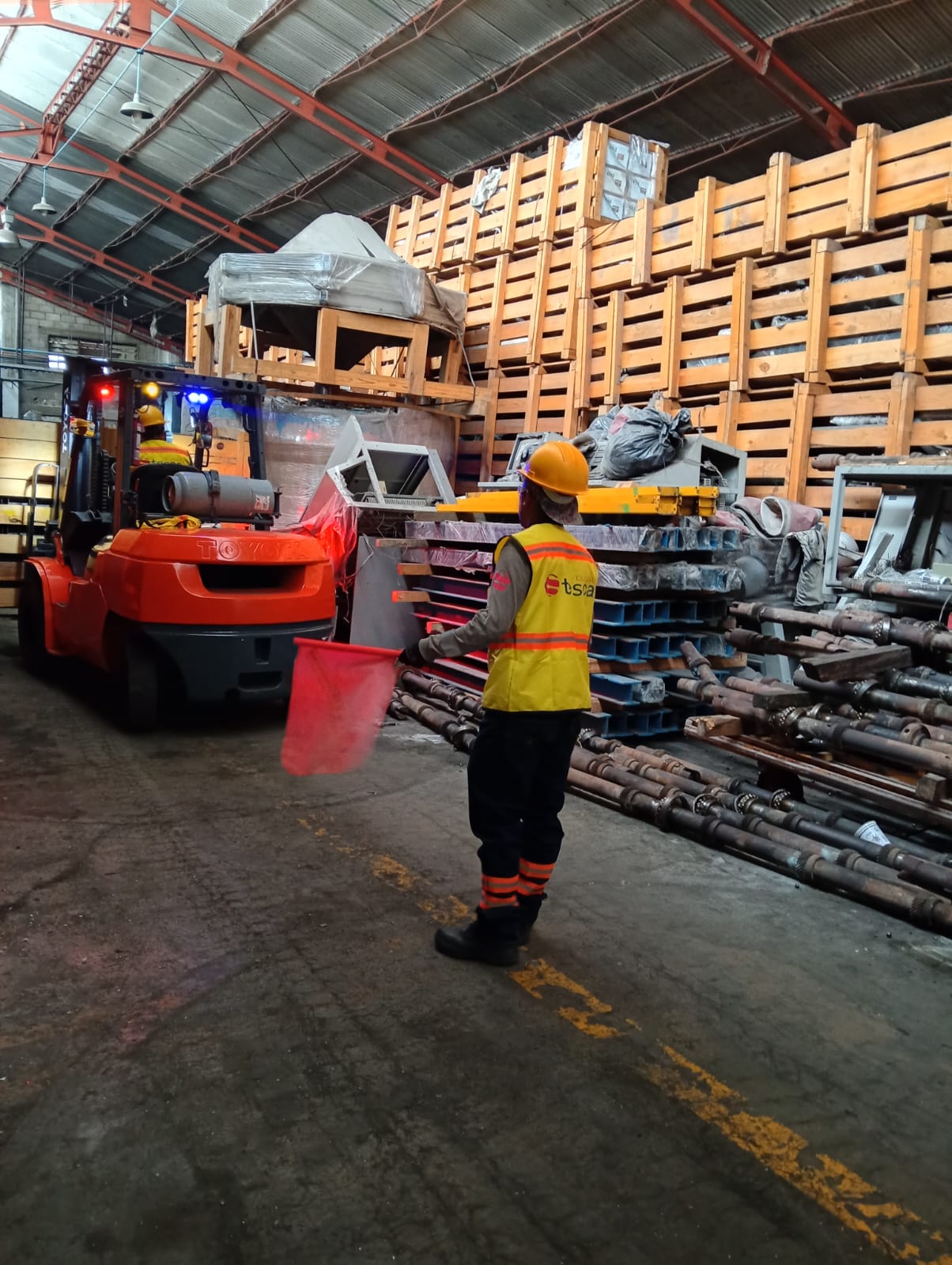 Global Tesca field personnel on an industrial project
